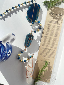 Calming and protection. Creative communication.
